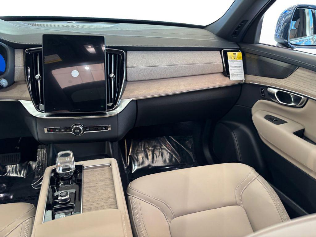 new 2026 Volvo XC90 car, priced at $68,825