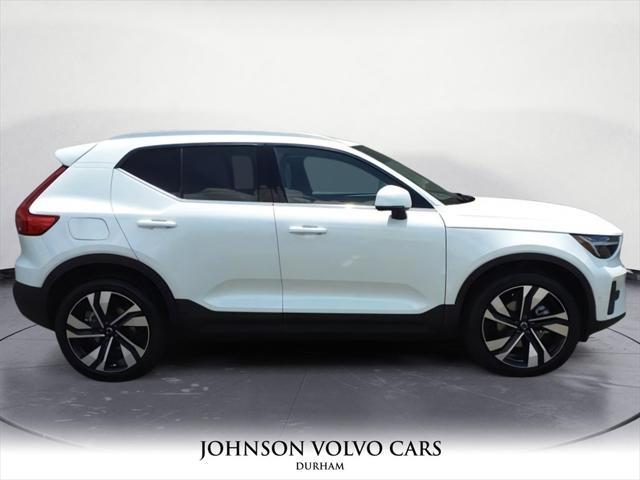 new 2025 Volvo XC40 car, priced at $51,765