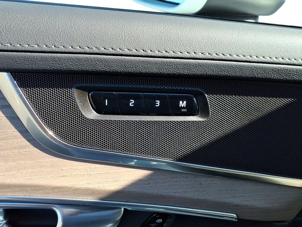 new 2026 Volvo XC90 car, priced at $63,945