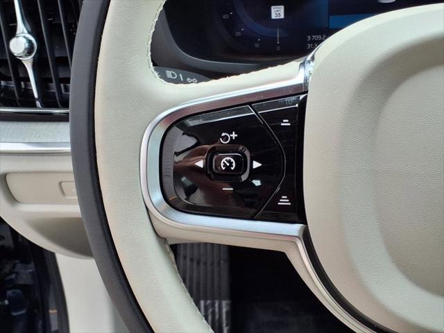 new 2024 Volvo S60 car, priced at $48,775