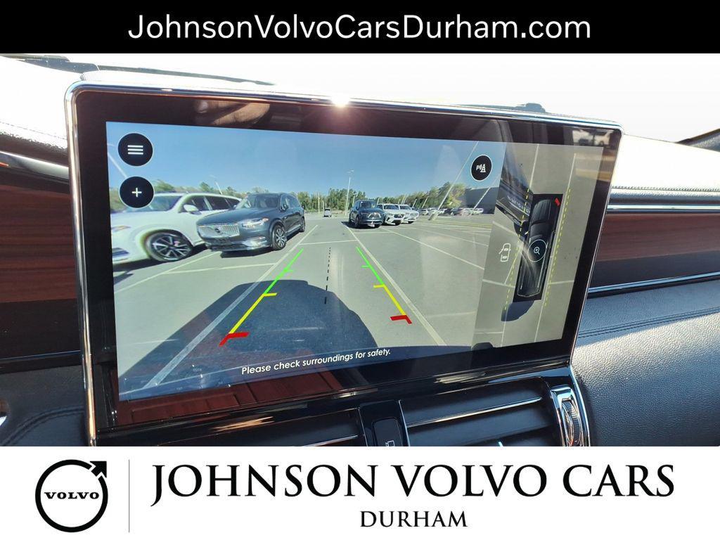 used 2024 Lincoln Navigator car, priced at $63,202