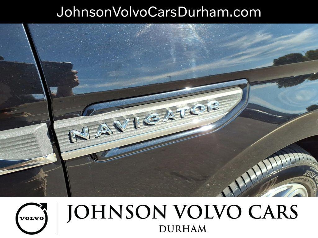 used 2024 Lincoln Navigator car, priced at $63,202