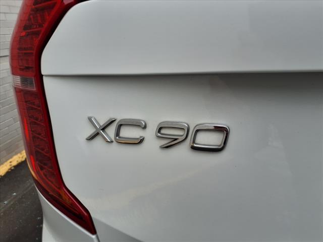 used 2022 Volvo XC90 car, priced at $36,702