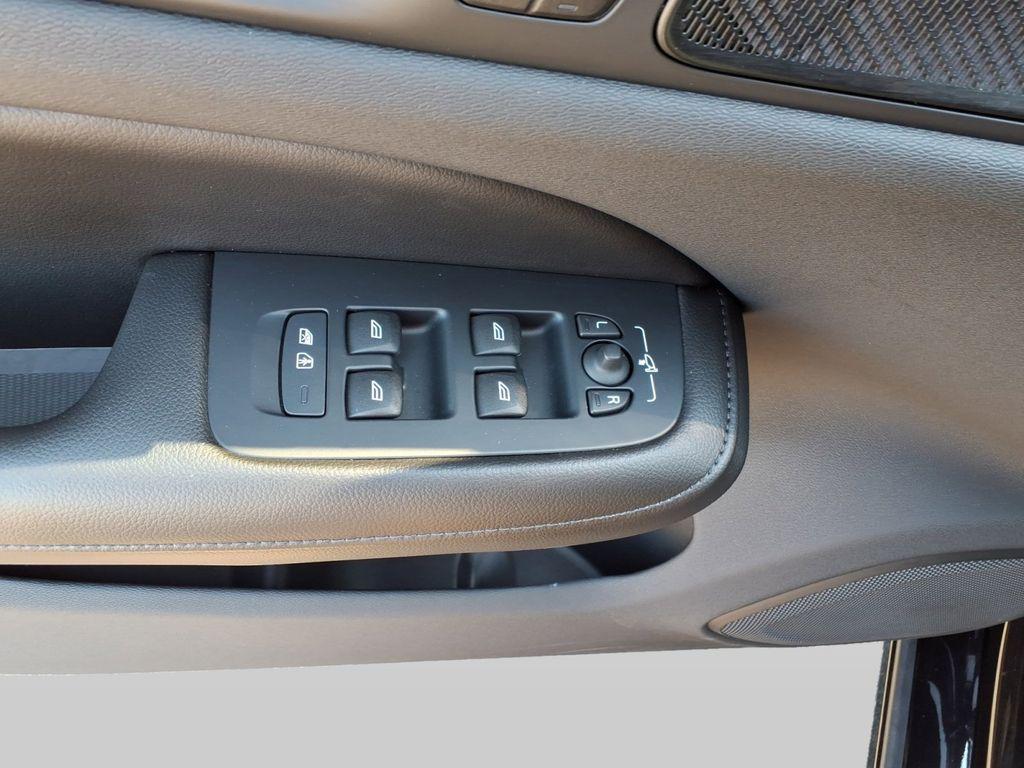used 2022 Volvo S60 car, priced at $32,951
