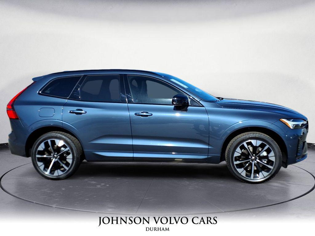 new 2026 Volvo XC60 car, priced at $54,985
