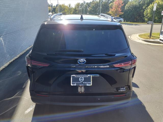 used 2022 Toyota Sienna car, priced at $33,974