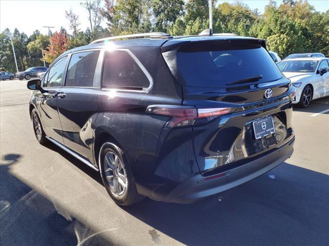 used 2022 Toyota Sienna car, priced at $33,974