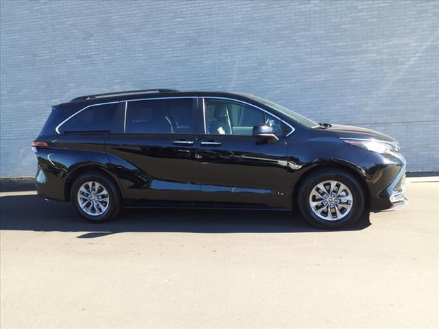 used 2022 Toyota Sienna car, priced at $33,974