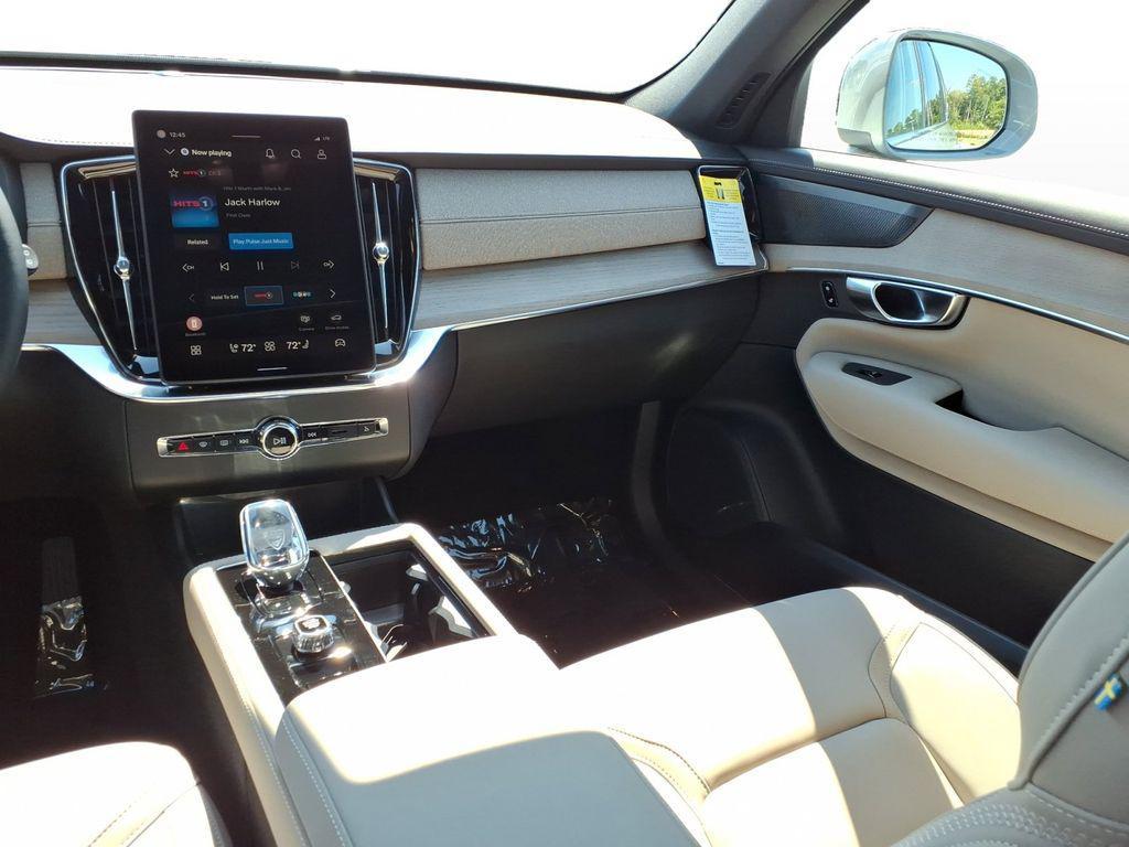 new 2026 Volvo XC90 car, priced at $68,825