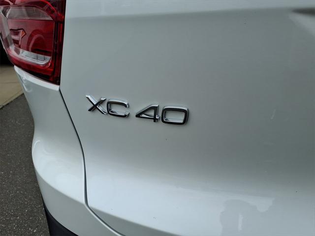 new 2025 Volvo XC40 car, priced at $46,335