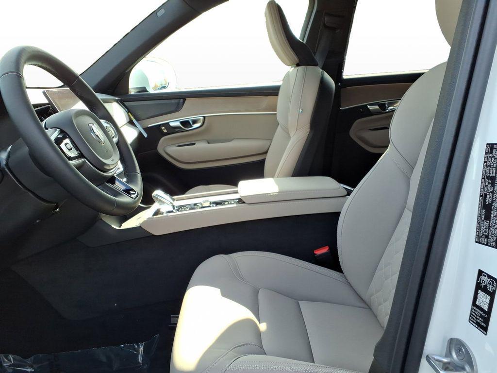 new 2026 Volvo XC90 car, priced at $68,825