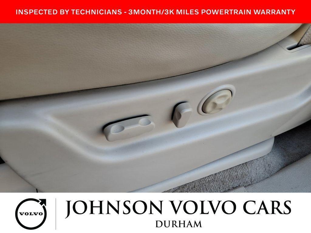 used 2014 Chevrolet Suburban car, priced at $13,991