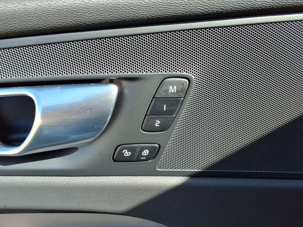 new 2026 Volvo XC60 car, priced at $53,775