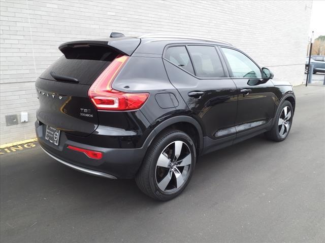 used 2020 Volvo XC40 car, priced at $24,121