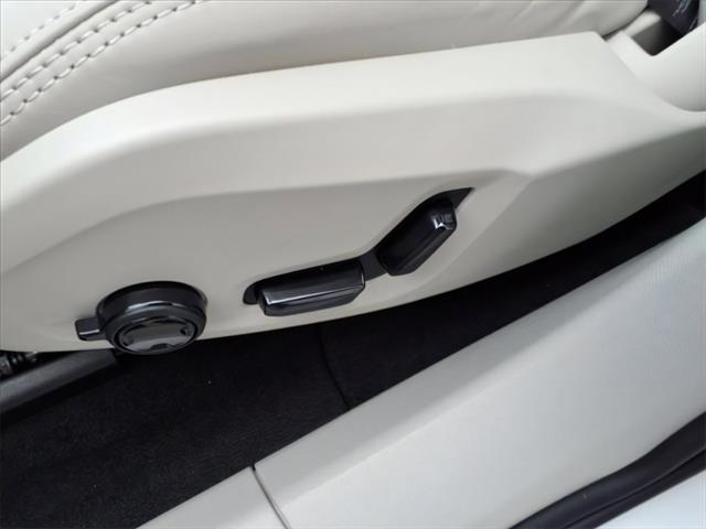 new 2025 Volvo XC60 car, priced at $61,650