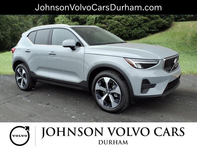 new 2025 Volvo XC40 car, priced at $45,015