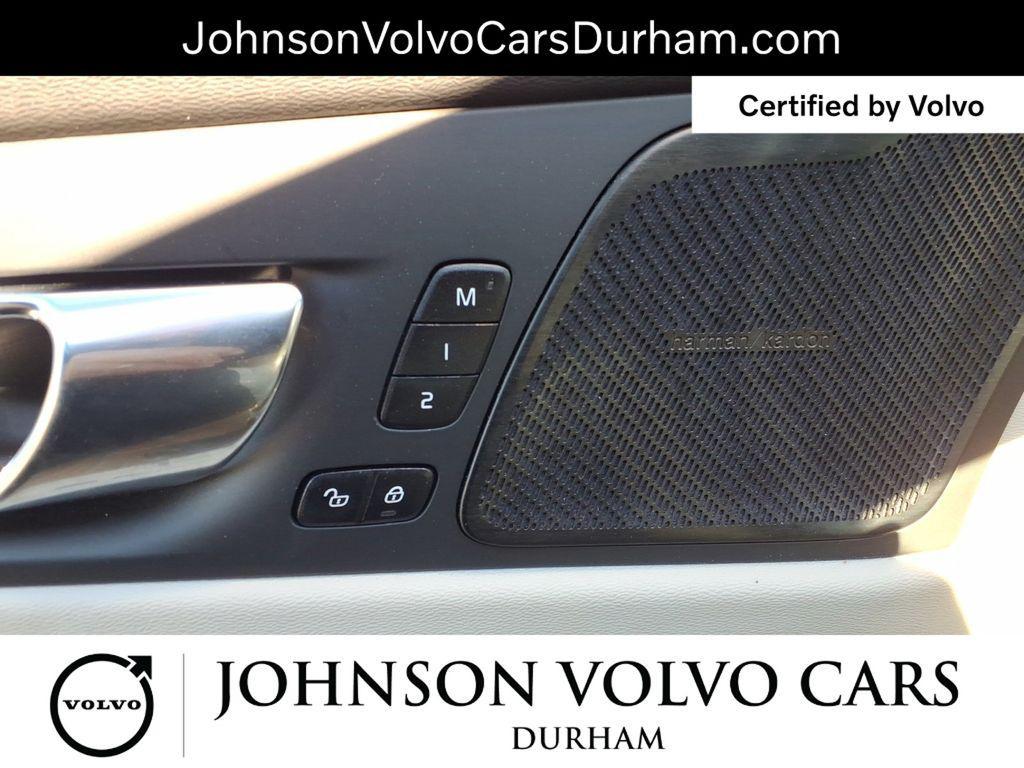 used 2023 Volvo XC60 car, priced at $35,984