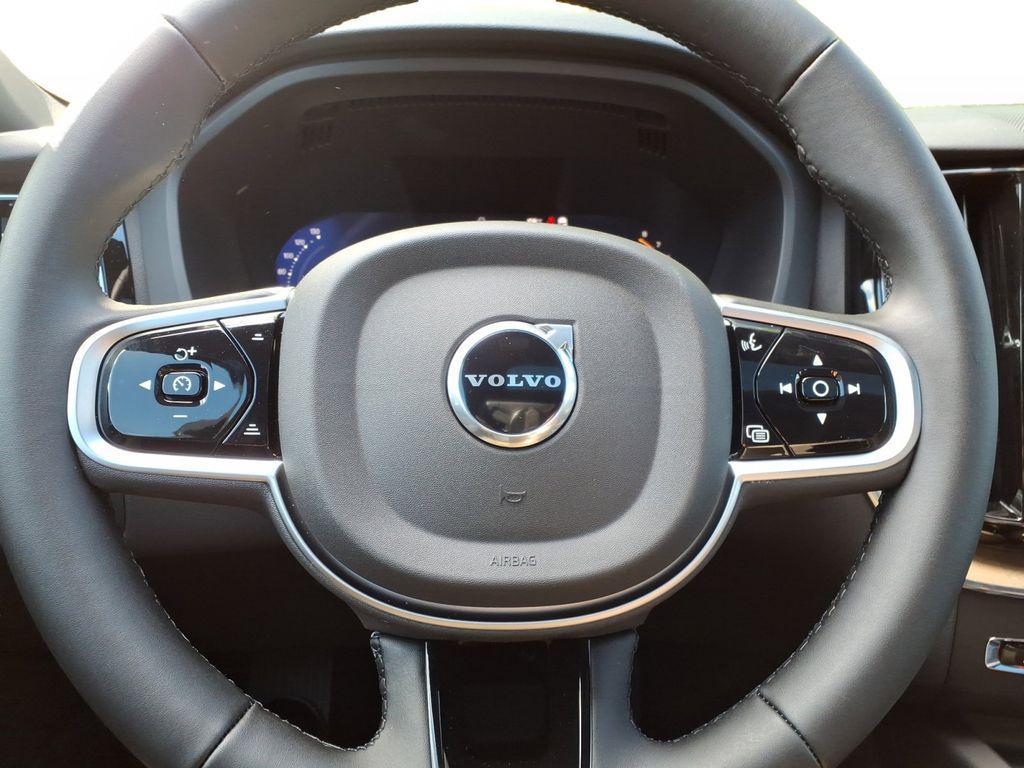 new 2026 Volvo XC60 car, priced at $55,785