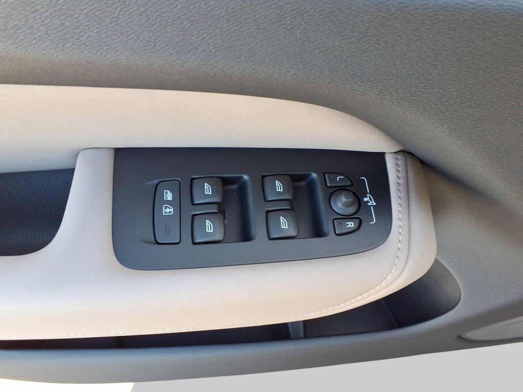 new 2026 Volvo XC60 car, priced at $55,785