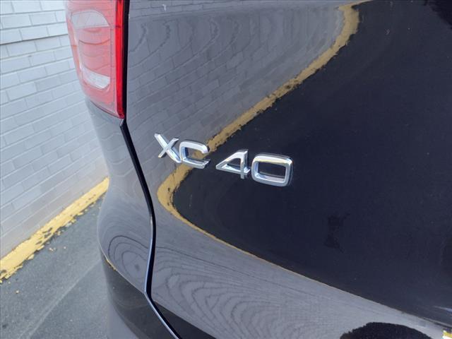 new 2024 Volvo XC40 car, priced at $49,975