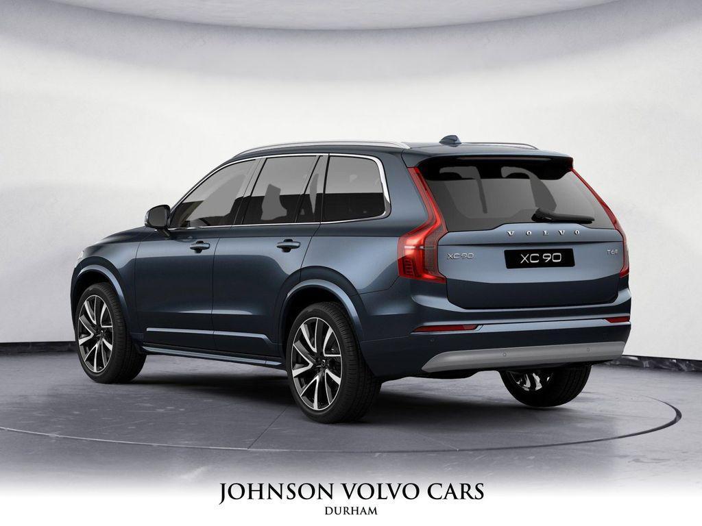 used 2022 Volvo XC90 car, priced at $42,331