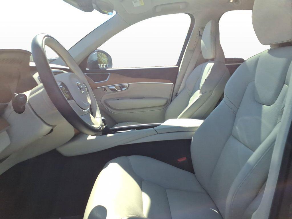 used 2022 Volvo XC90 car, priced at $42,331