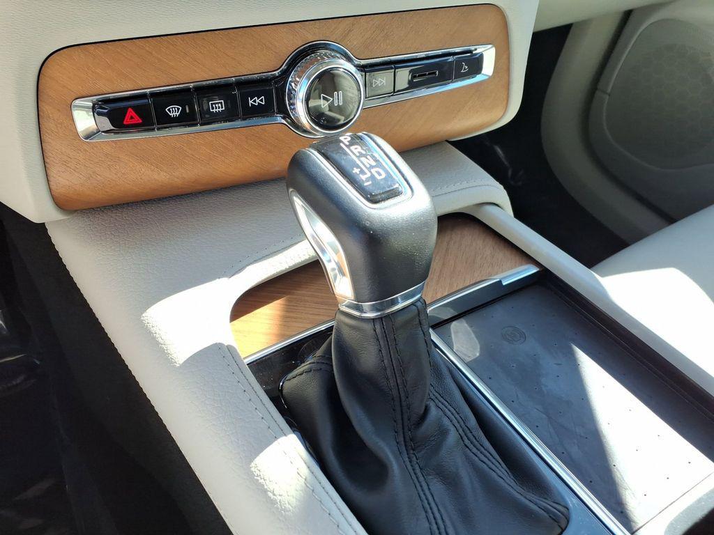 used 2022 Volvo XC90 car, priced at $42,331
