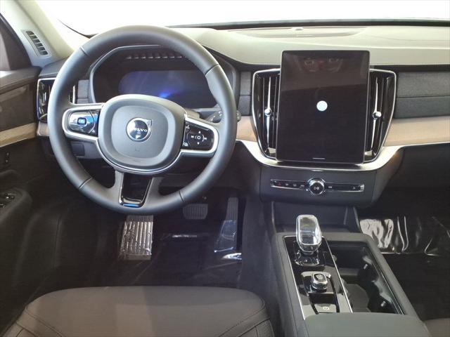 new 2025 Volvo XC90 car, priced at $64,555