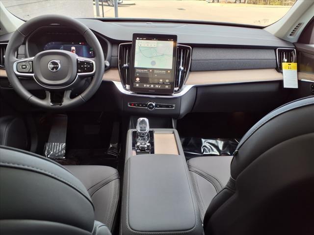 new 2025 Volvo XC90 Plug-In Hybrid car, priced at $76,805