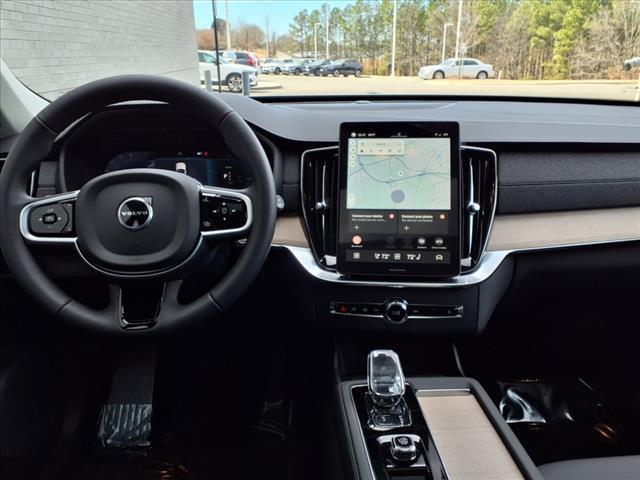 new 2025 Volvo XC90 Plug-In Hybrid car, priced at $76,805