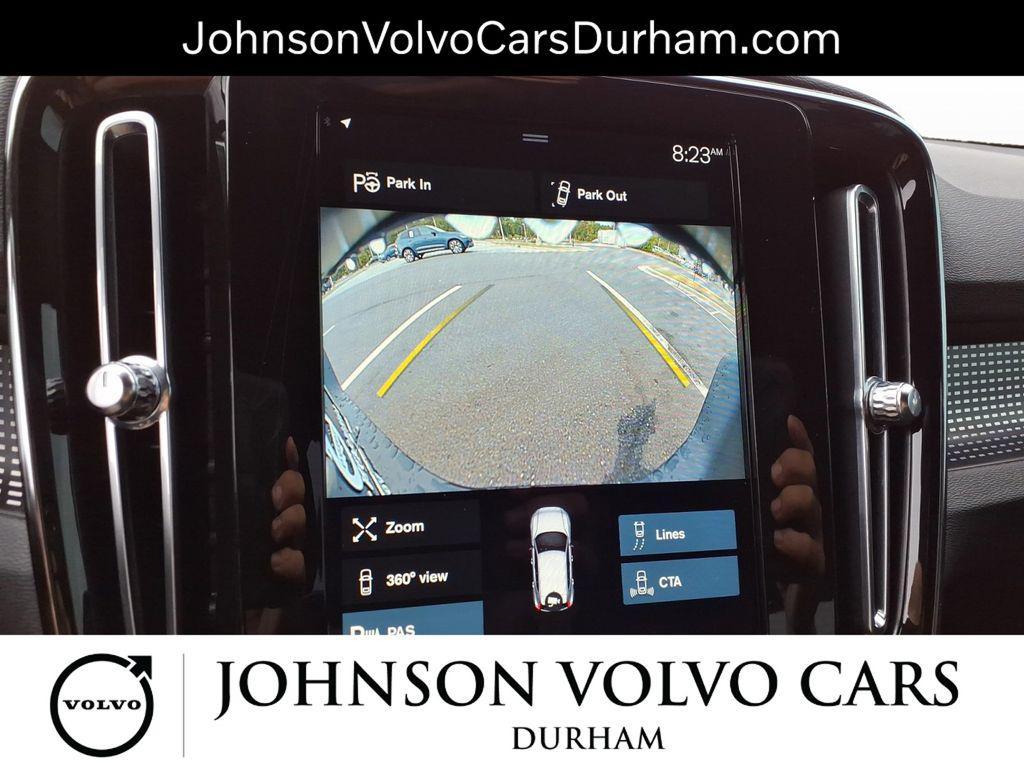 used 2021 Volvo XC40 car, priced at $26,984