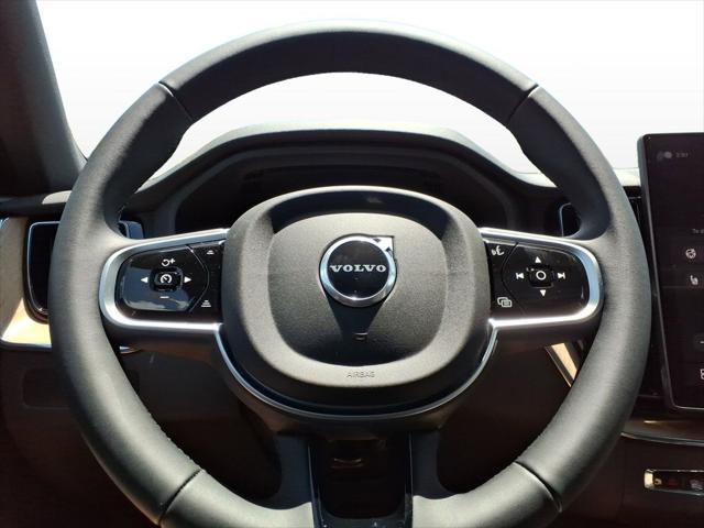 new 2026 Volvo XC60 car, priced at $57,785