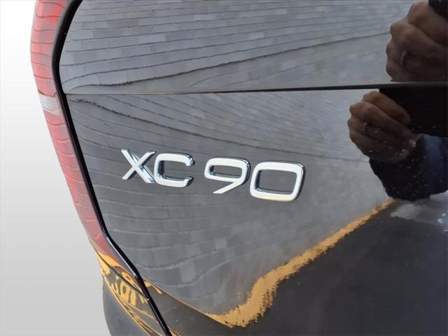 new 2025 Volvo XC90 Plug-In Hybrid car, priced at $76,805
