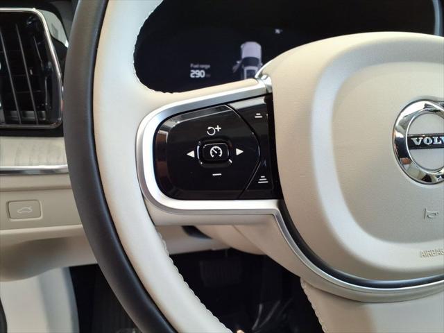 new 2025 Volvo XC60 car, priced at $59,415