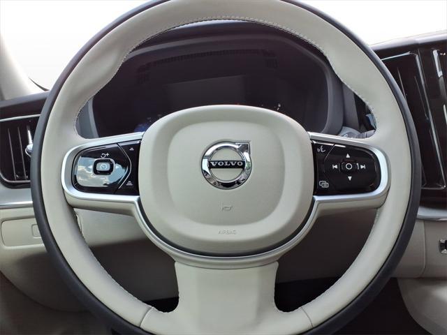 new 2025 Volvo XC60 Plug-In Hybrid car, priced at $65,980