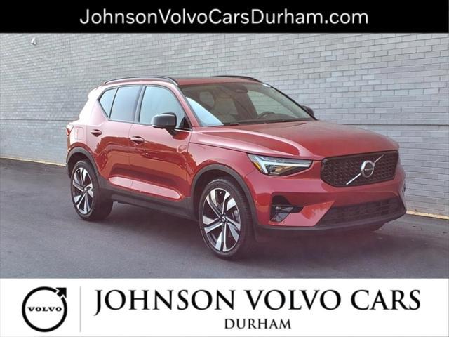 used 2023 Volvo XC40 car, priced at $35,661