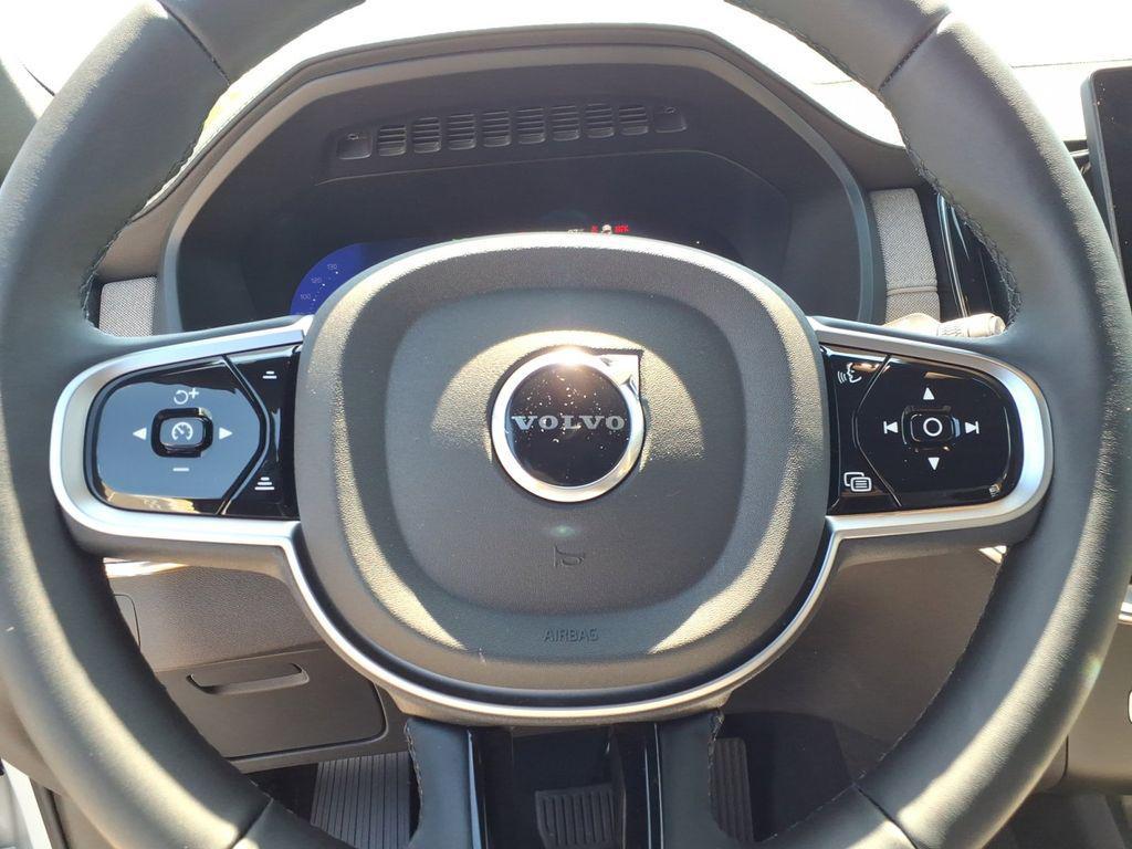 new 2026 Volvo XC90 Plug-In Hybrid car, priced at $78,875