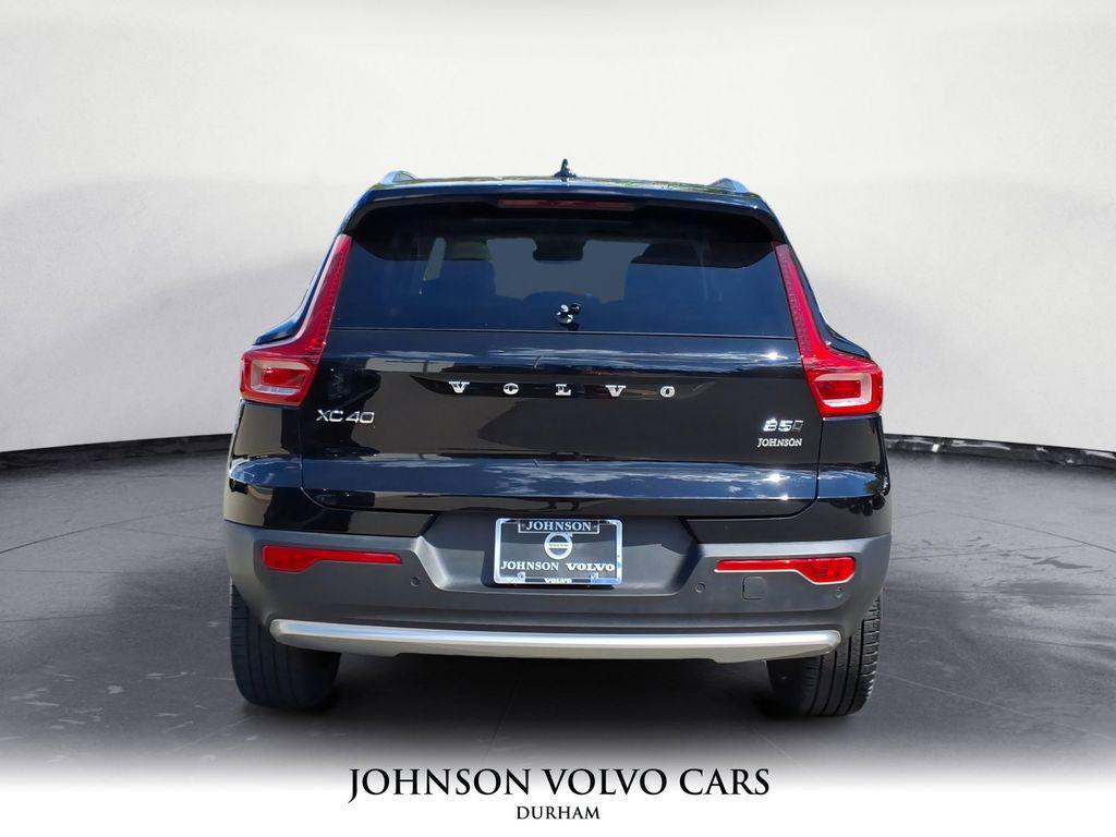 new 2025 Volvo XC40 car, priced at $49,550