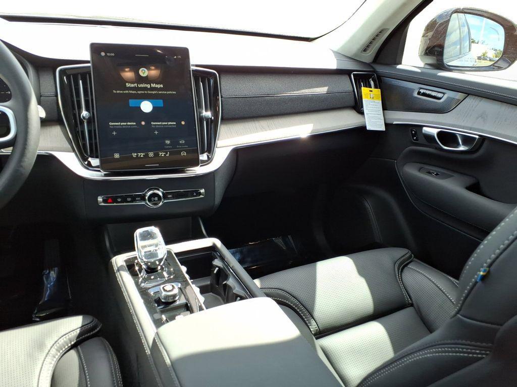 new 2026 Volvo XC90 Plug-In Hybrid car, priced at $86,500