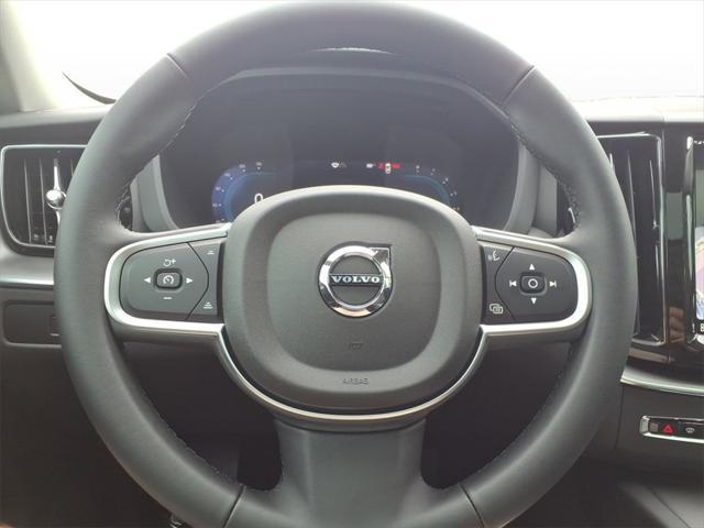 new 2025 Volvo XC60 car, priced at $51,100