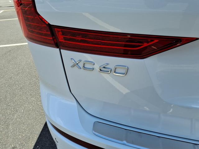 new 2025 Volvo XC60 car, priced at $60,660