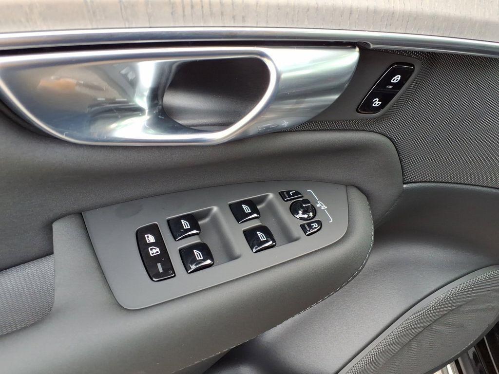new 2026 Volvo XC90 Plug-In Hybrid car, priced at $82,625