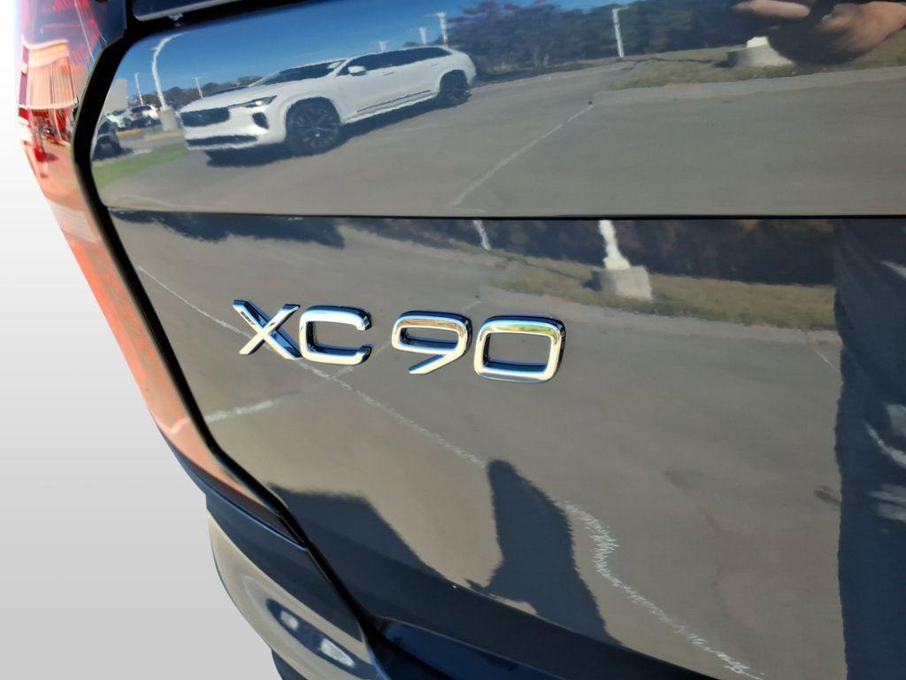 new 2026 Volvo XC90 car, priced at $74,375