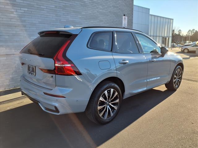 new 2025 Volvo XC60 car, priced at $53,035