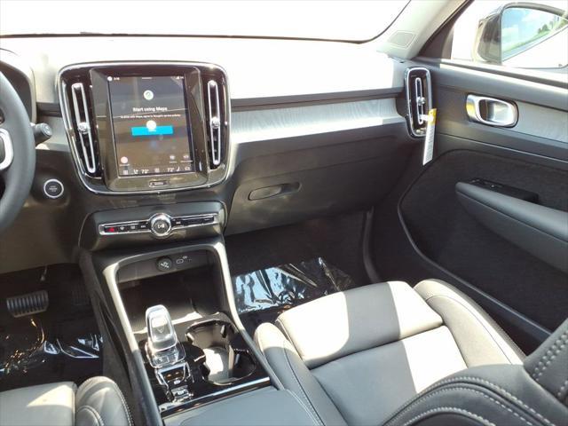 new 2026 Volvo XC40 car, priced at $49,150