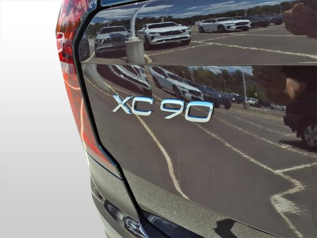 new 2025 Volvo XC90 car, priced at $67,050