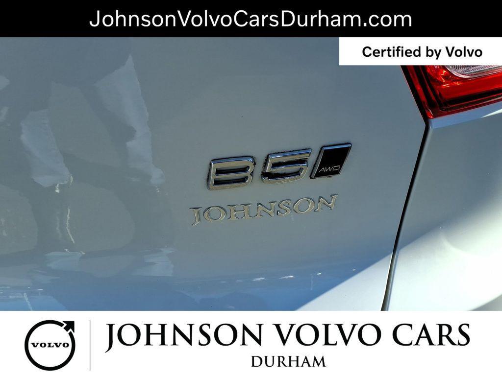 used 2023 Volvo XC40 car, priced at $32,422