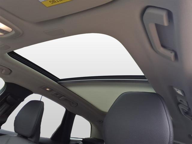 new 2025 Volvo XC60 car, priced at $55,750