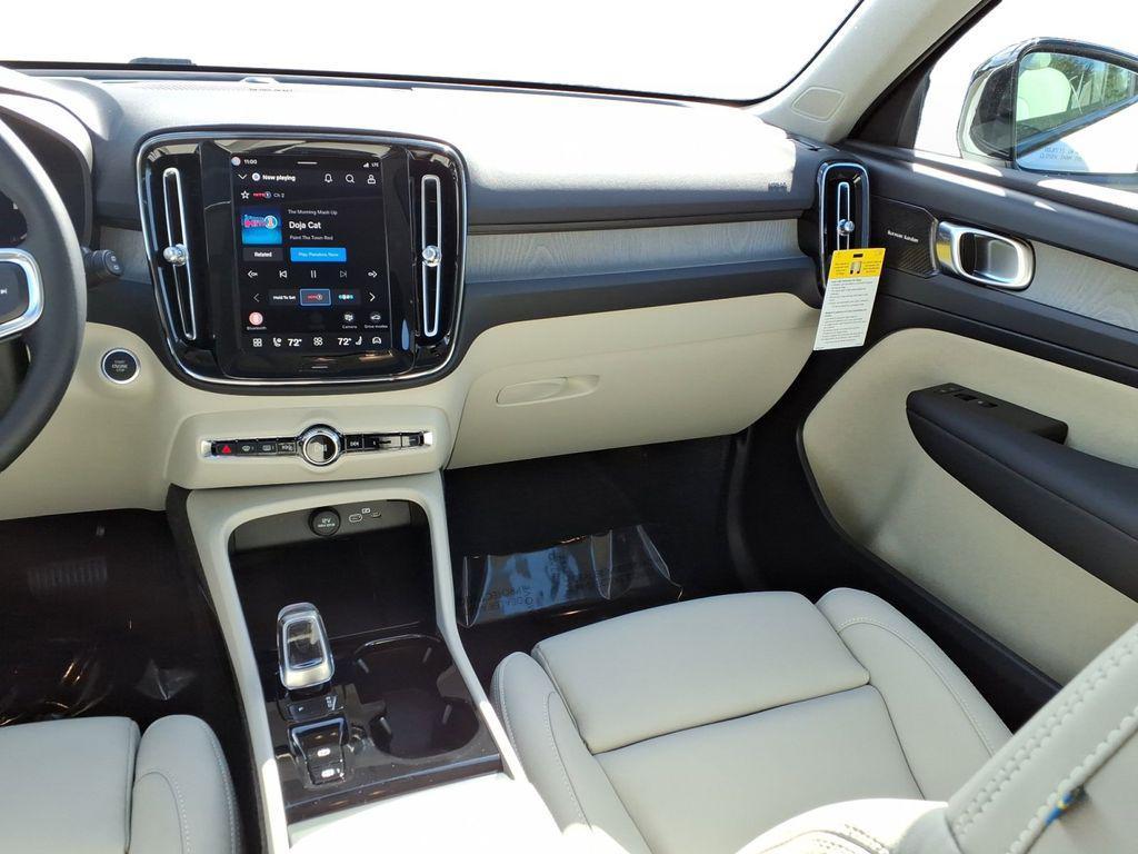 new 2026 Volvo XC40 car, priced at $50,250