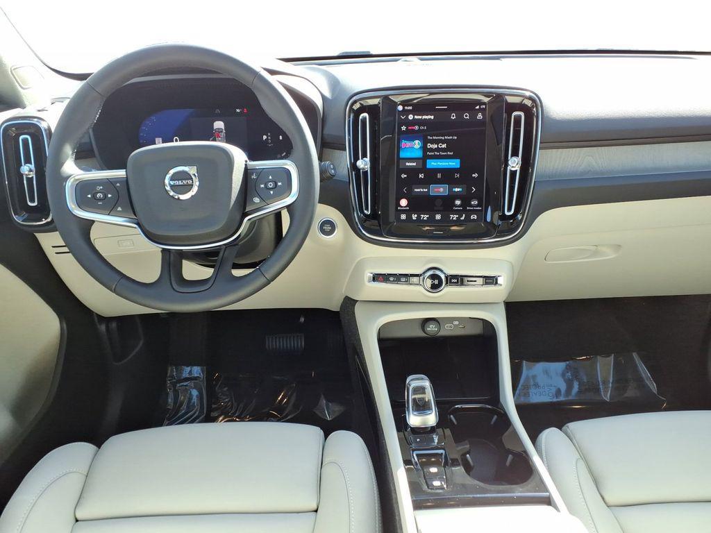 new 2026 Volvo XC40 car, priced at $50,250